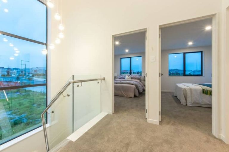 Photo of property in 15 Tahingamanu Road, Hobsonville, Auckland, 0616