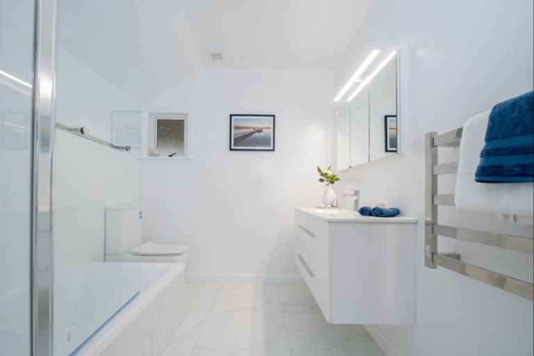 Photo of property in 11 Stansell Avenue, Tahunanui, Nelson, 7011