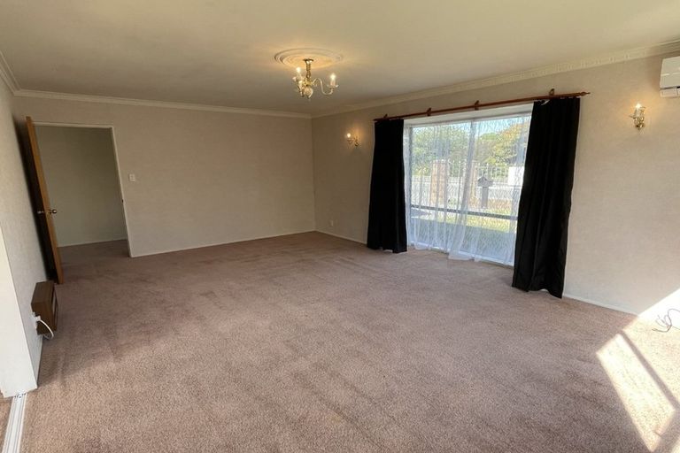 Photo of property in 134 Racecourse Road, Sockburn, Christchurch, 8042