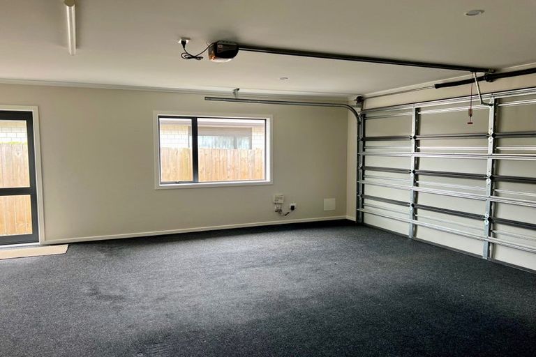 Photo of property in 8 Faber Place, Rototuna North, Hamilton, 3210