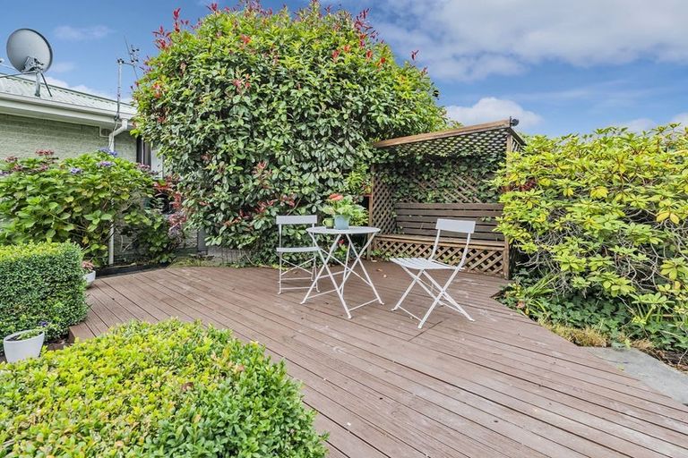 Photo of property in 413 Yaldhurst Road, Russley, Christchurch, 8042