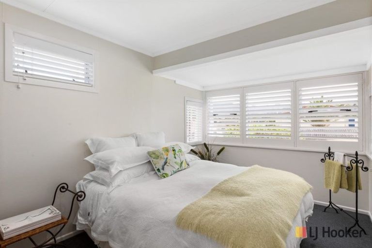 Photo of property in 1 Queen Street, Waihi Beach, 3611