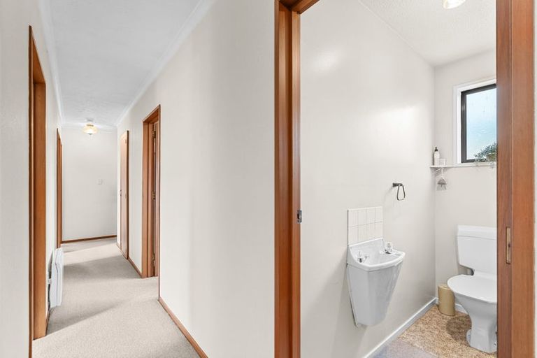 Photo of property in 8 Parr Place, Ilam, Christchurch, 8041