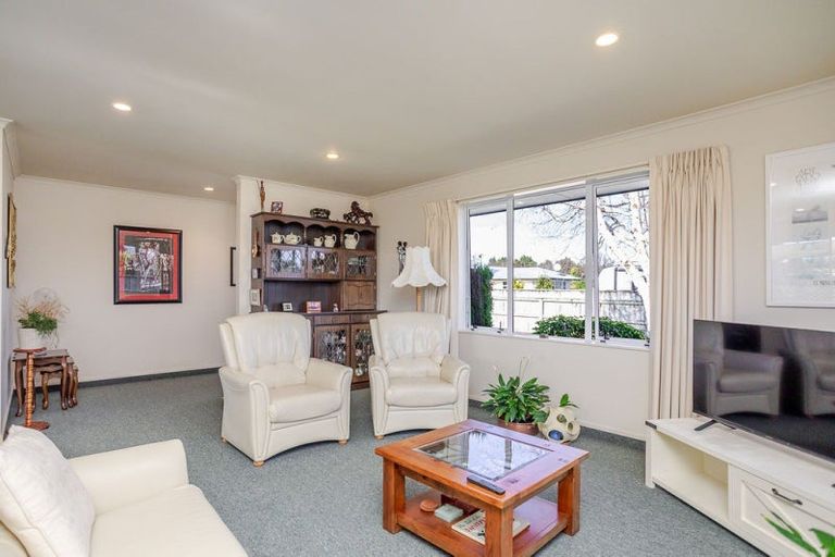 Photo of property in 42a Hospital Street, Dannevirke, 4930