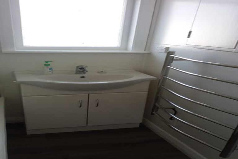 Photo of property in 9 Winton Street, Paraparaumu Beach, Paraparaumu, 5032