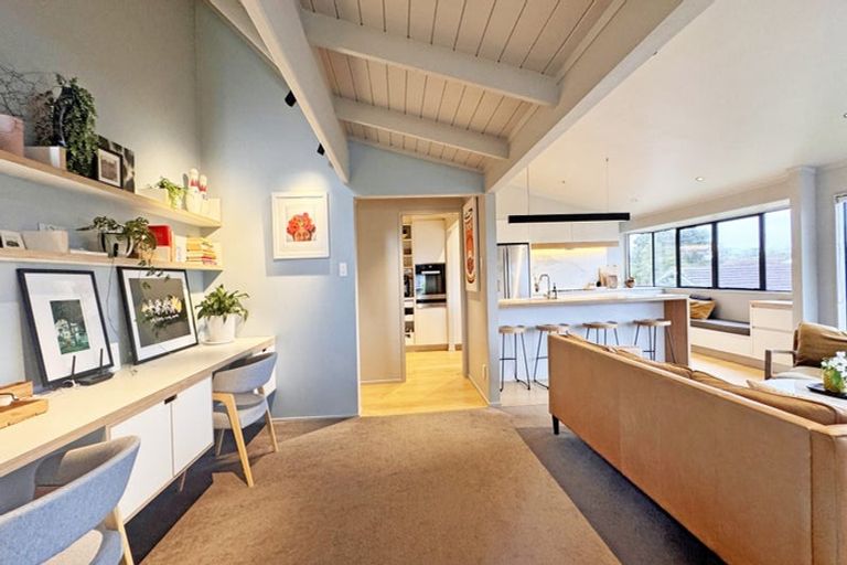 Photo of property in 15 Harper Street, Chatswood, Auckland, 0626