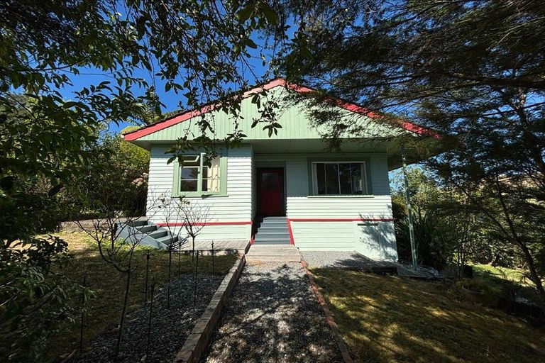 Photo of property in 83 Campbell Street, Nelson South, Nelson, 7010