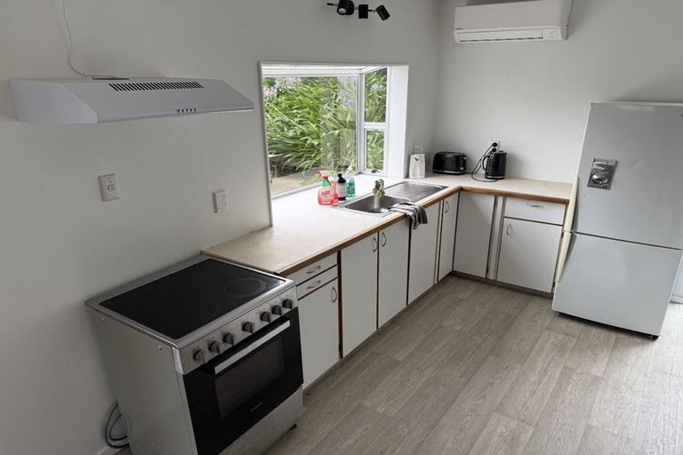 Photo of property in 3 Rydal Place, Southgate, Wellington, 6023