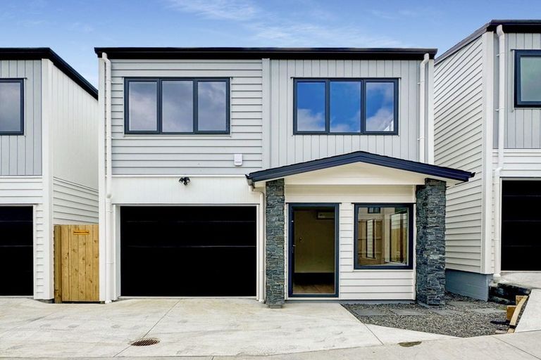 Photo of property in 9d Lismore Place, Papatoetoe, Auckland, 2025