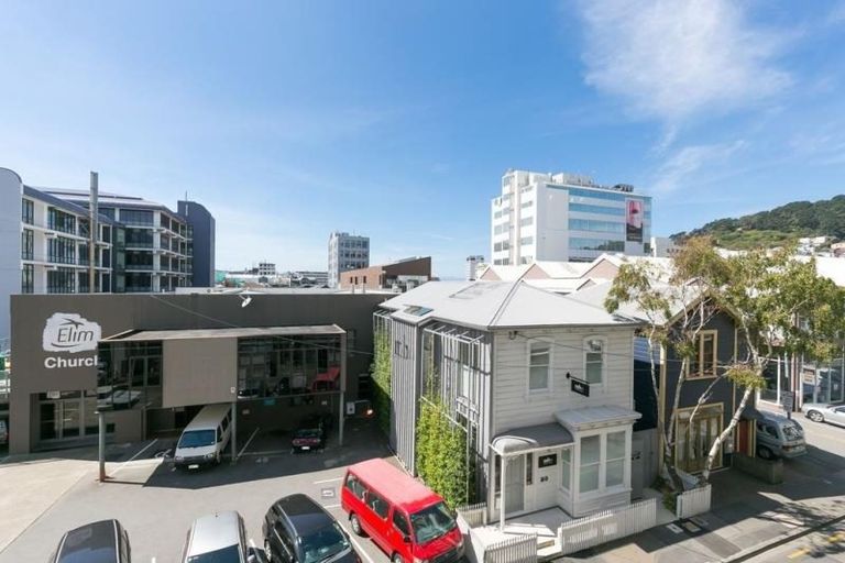 Photo of property in De Vere Apartments, 23/23 Tennyson Street, Te Aro, Wellington, 6011