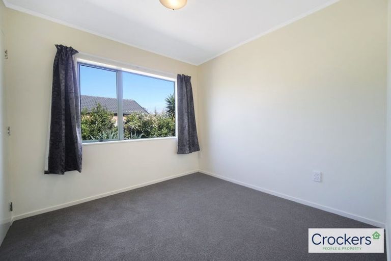 Photo of property in 30 Kona Crescent, Henderson, Auckland, 0610