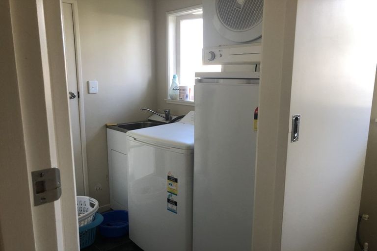 Photo of property in 19 Lipscombe Crescent, Havelock North, 4130