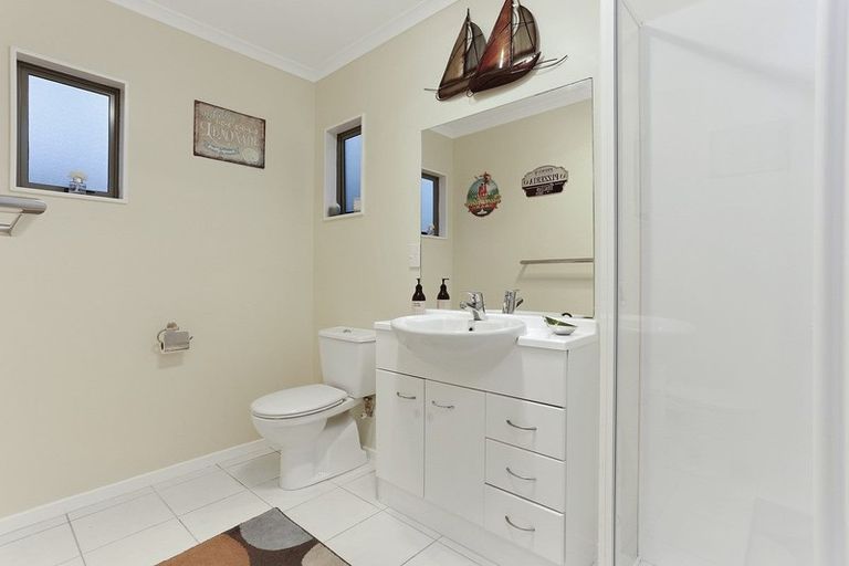 Photo of property in 67 Clea View, Gulf Harbour, Whangaparaoa, 0930