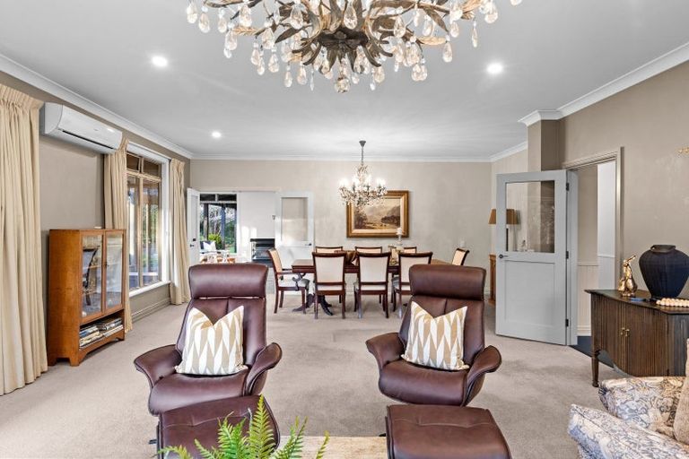 Photo of property in 274 Polson Hill Drive, Aokautere, Palmerston North, 4471