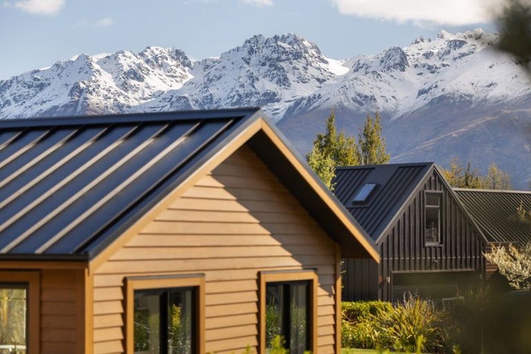 Photo of property in 12 Jacks Point Rise, Jacks Point, Queenstown, 9371