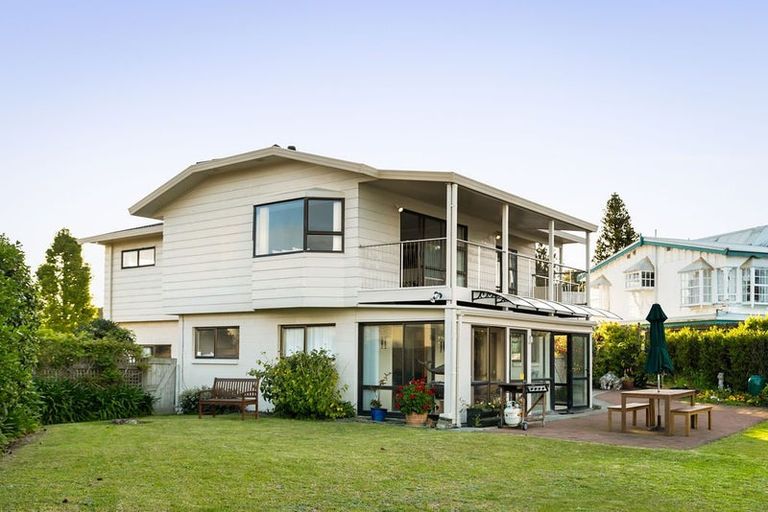 Photo of property in 16 Pohutukawa Drive, Athenree, Katikati, 3177