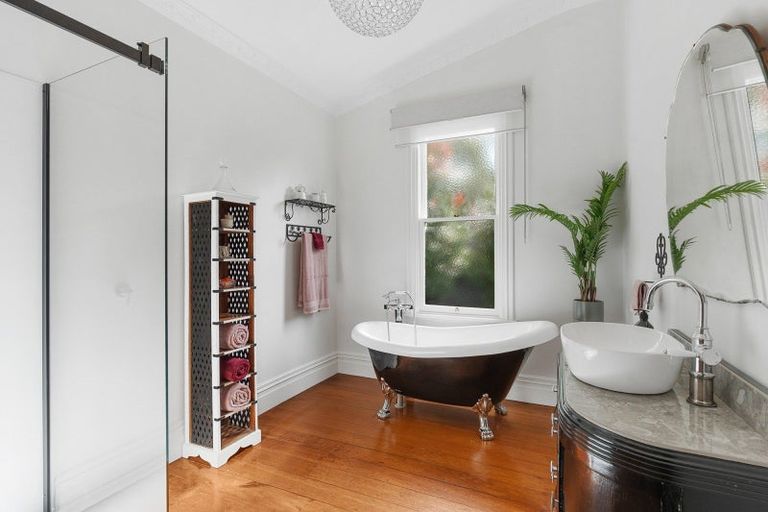 Photo of property in 67 Albert Street, Masterton, 5810