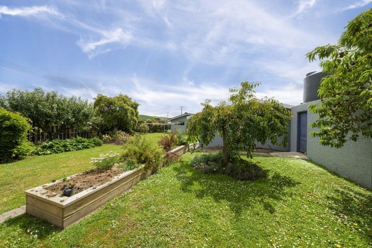 Photo of property in 2 Argyle Street, Weston, Oamaru, 9401