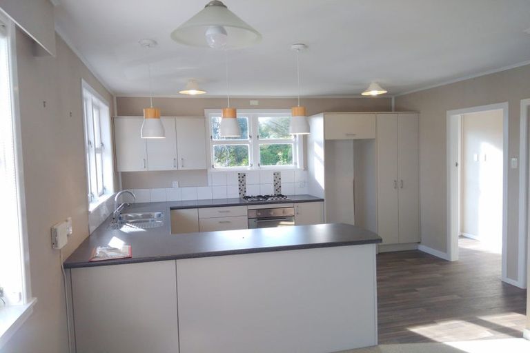 Photo of property in 62 Huatoki Street, Vogeltown, New Plymouth, 4310