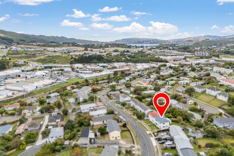 Photo of property in 40 Bell Street, Tawa, Wellington, 5028