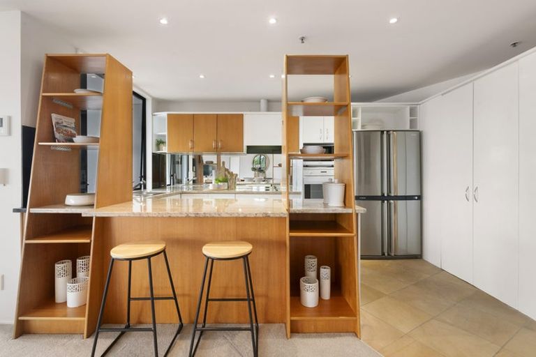 Photo of property in 4c/173 Hurstmere Road, Takapuna, Auckland, 0622