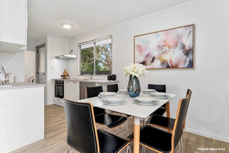 Photo of property in 1/164 Universal Drive, Henderson, Auckland, 0610