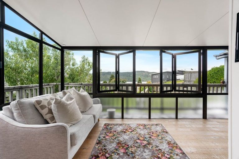 Photo of property in 130 Tirohanga Drive, Whangamata, 3620