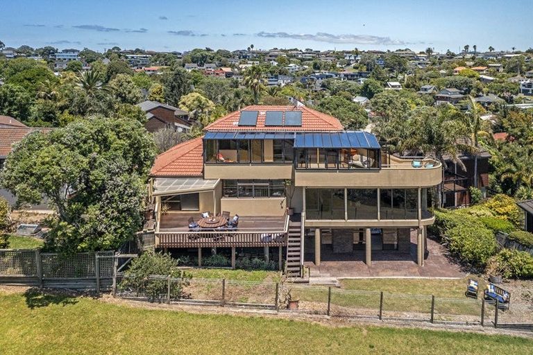 Photo of property in 45 Waiau Street, Torbay, Auckland, 0630