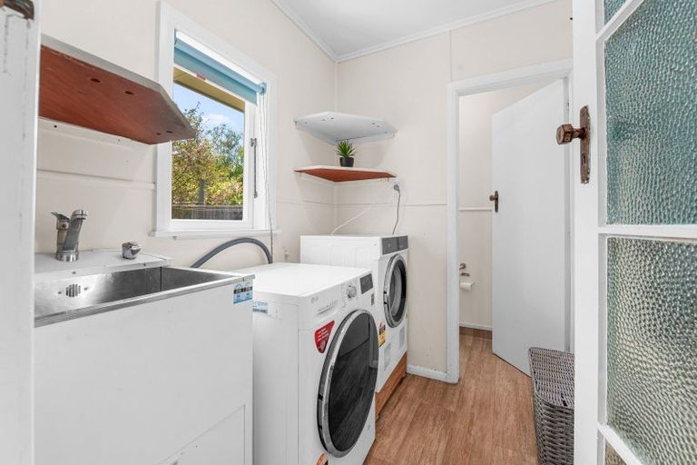 Photo of property in 71 Montgomery Crescent, Bader, Hamilton, 3206