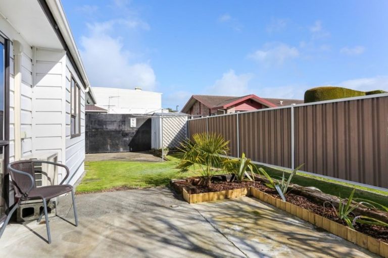 Photo of property in 22a Churchill Terrace, Waiuku, 2123