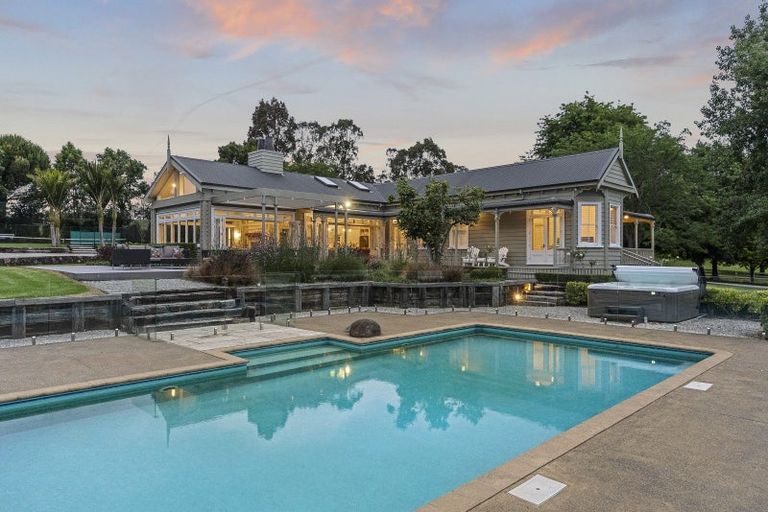 Photo of property in 316 Monument Road, Clevedon, Papakura, 2582