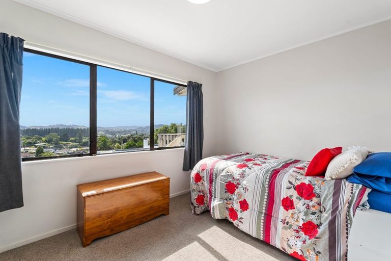 Photo of property in 13 Grand View Road, Te Kamo, Whangarei, 0112