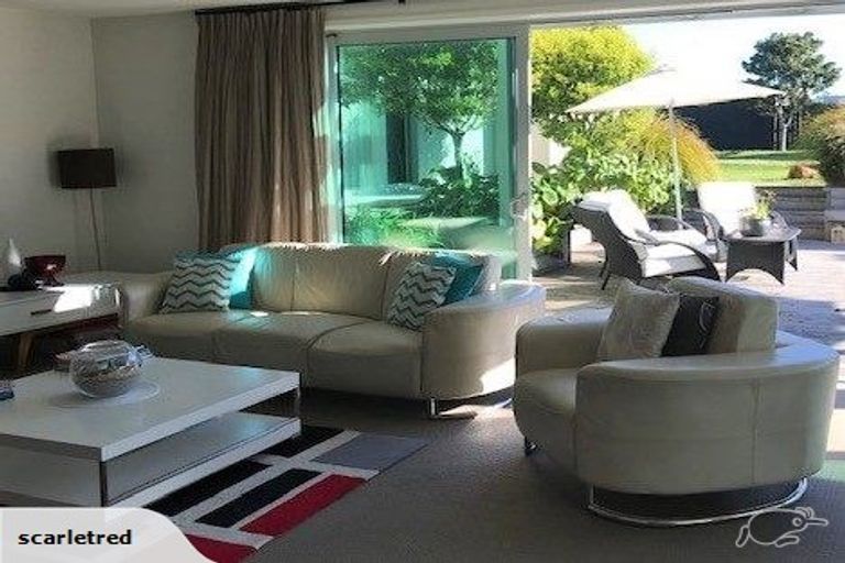 Photo of property in 242 Papamoa Beach Road, Papamoa Beach, Papamoa, 3118