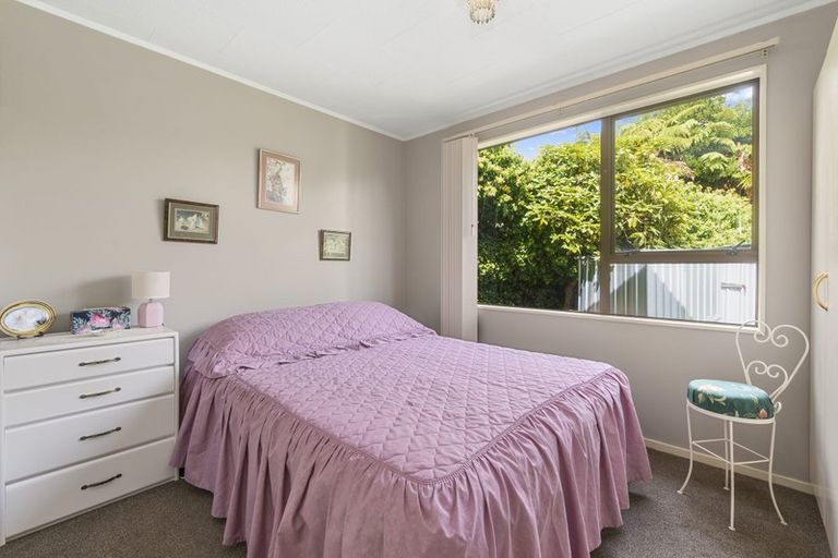 Photo of property in 2b Wyndham Road, Hannahs Bay, Rotorua, 3010