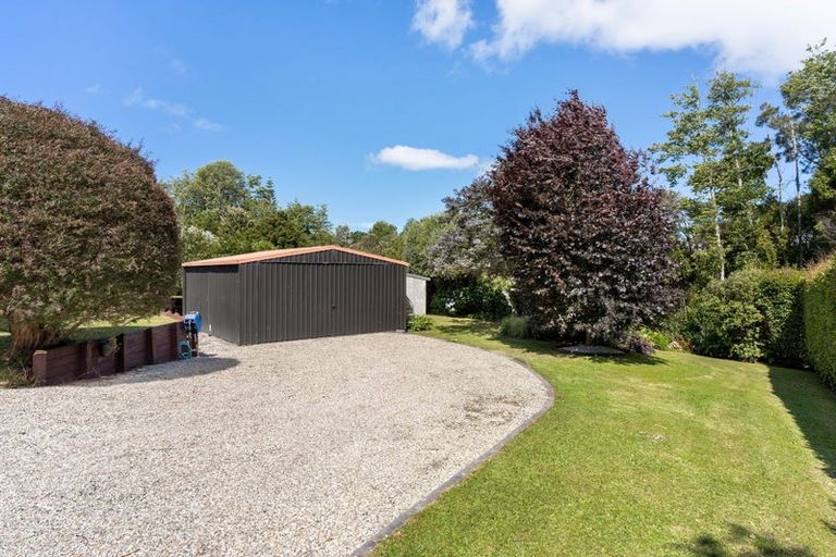 Photo of property in 11 Herbert Drive, Whangamata, 3620