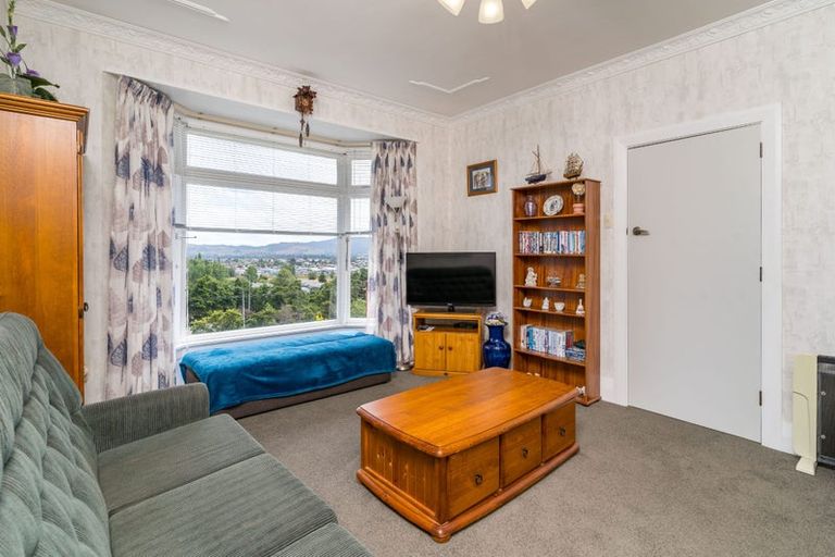 Photo of property in 16 Braeside, Kinmont Park, Mosgiel, 9024