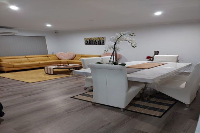 Photo of property in 3/87 Station Road, Papatoetoe, Auckland, 2025