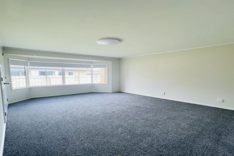 Photo of property in 53 Stratford Road, Manurewa, Auckland, 2105