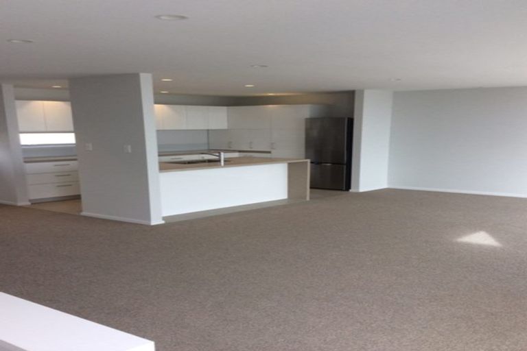 Photo of property in 224 Mount Pleasant Road, Mount Pleasant, Christchurch, 8081