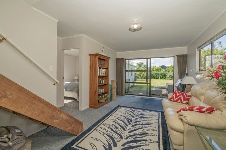 Photo of property in 37 Oyster Drive, Cooks Beach, Whitianga, 3591