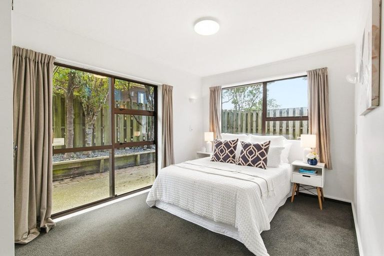 Photo of property in 12a Shastri Terrace, Khandallah, Wellington, 6035