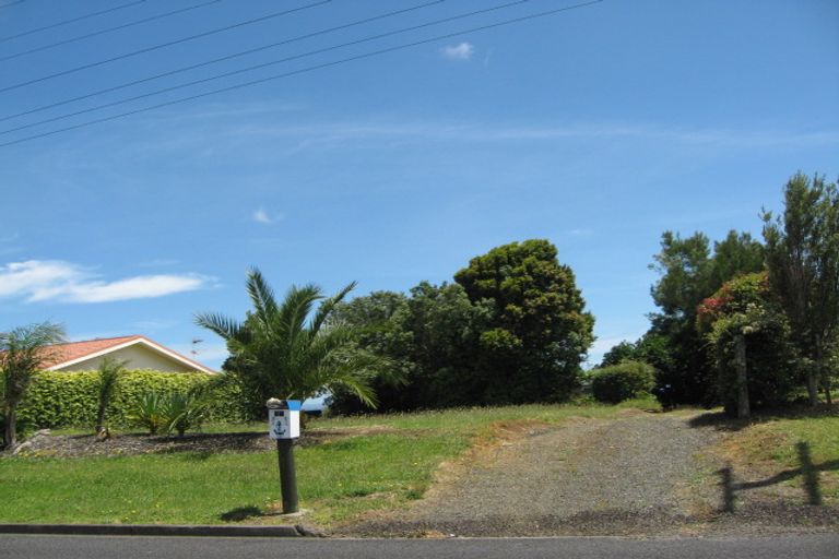 Photo of property in 87 Torkar Road, Clarks Beach, 2122