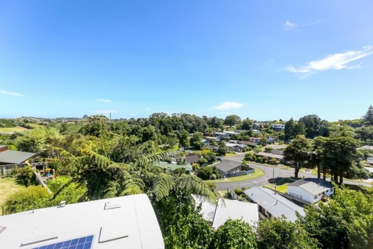 Photo of property in 11c Redwood Crescent, Hurdon, New Plymouth, 4310