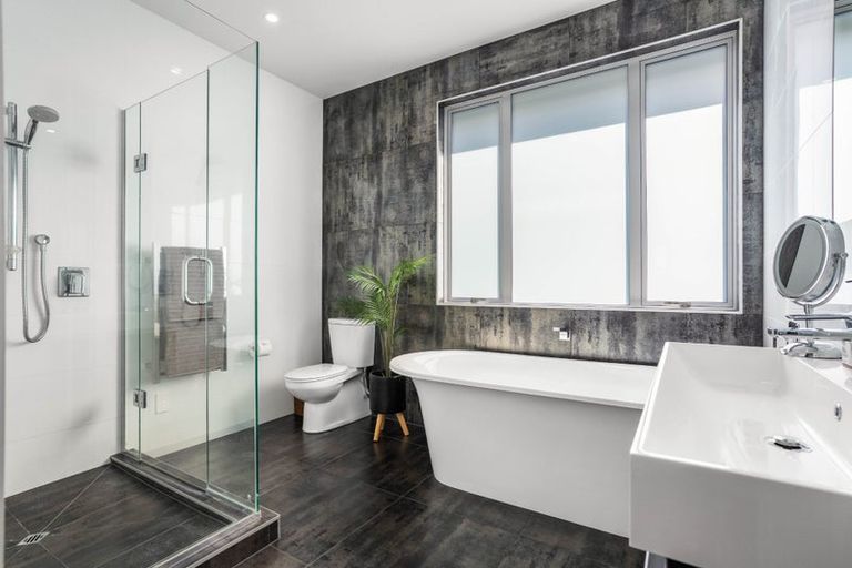 Photo of property in 150 Waterways Parade, Pauanui, Hikuai, 3579