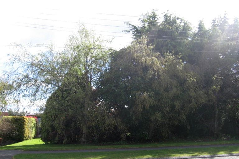 Photo of property in 5 Chesham Avenue, Waipahihi, Taupo, 3330