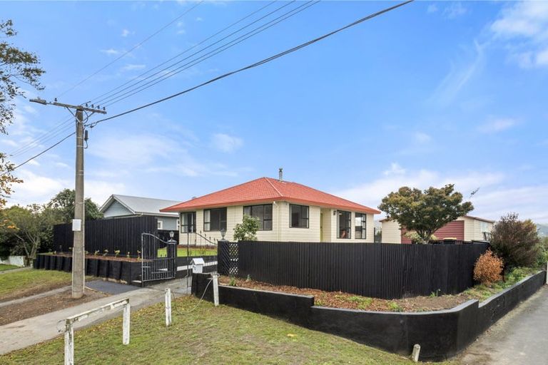 Photo of property in 452 Linwood Avenue, Woolston, Christchurch, 8062