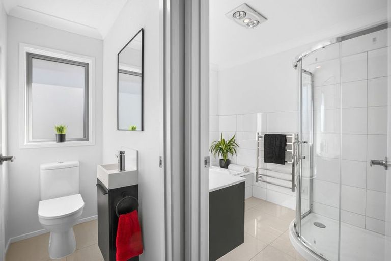 Photo of property in 525e Mangorei Road, Highlands Park, New Plymouth, 4312