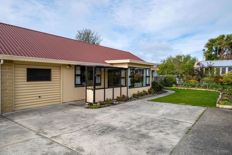 Photo of property in 35 Innes Street, Waimate, 7924
