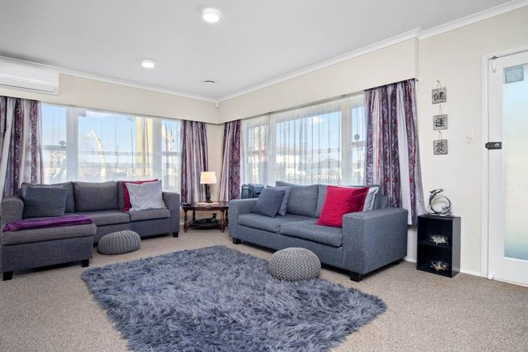 Photo of property in 102a George Street, Tuakau, 2121