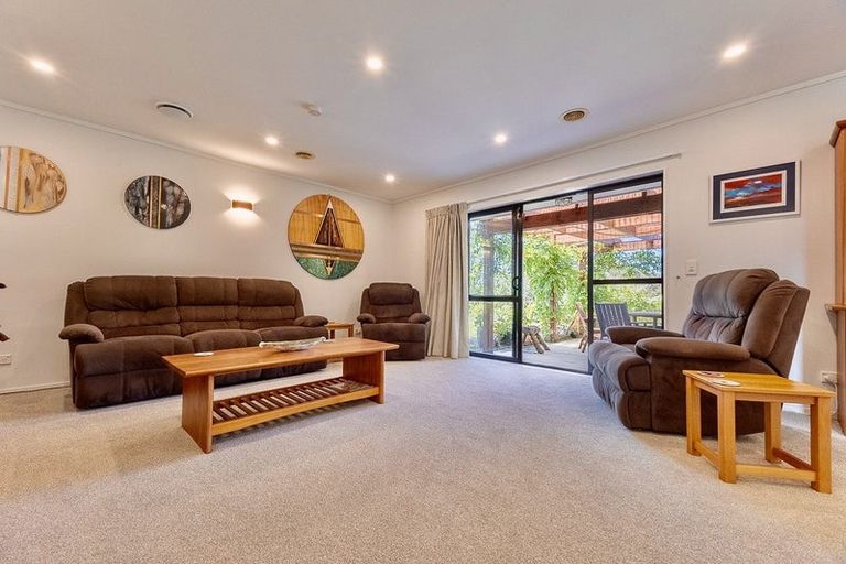 Photo of property in 23 Jacks Bush Road, Waikanae, 5391